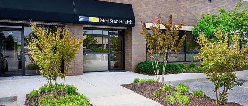 MedStar Georgetown Transplant Institute at Annapolis is located in a brick building with a black awning.