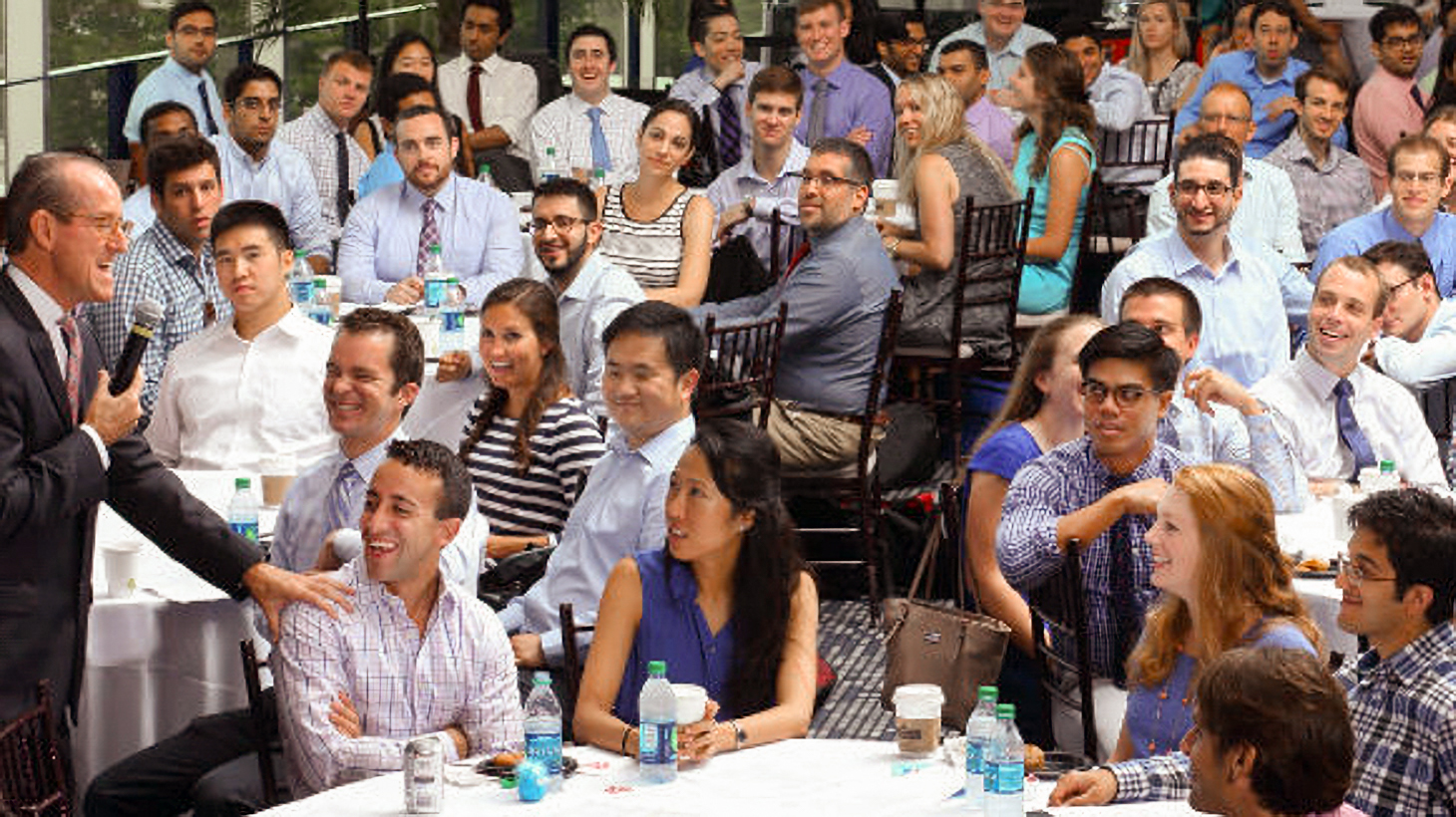 Dr Stephen Evans talks with an audience of MedStar Health graduate medical students.