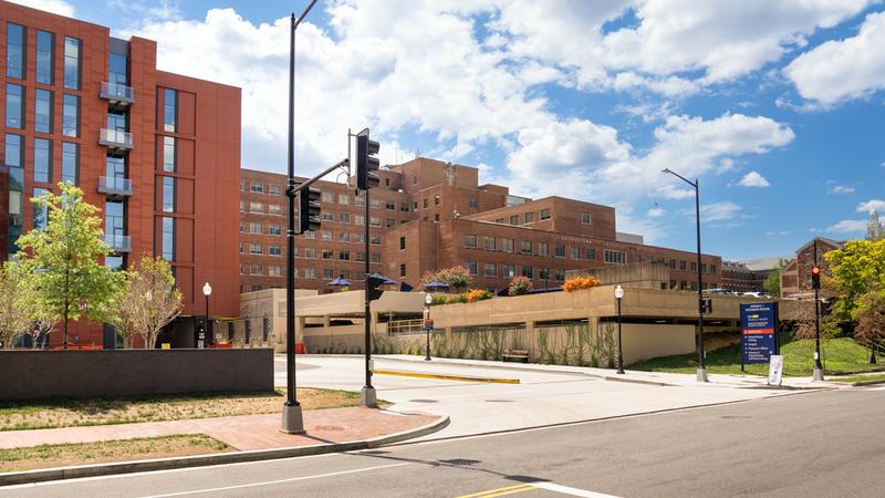 Street view of Entrance 1 to MedStar Georgetown University Hospital - Verstandig Pavillion