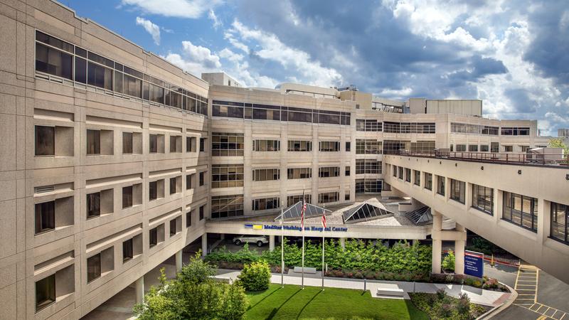 Main entrance to MedStar Washington Hospital Center