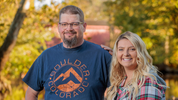 Joy Julian donated one of her kidneys to Mike Grimes at MedStar Health.