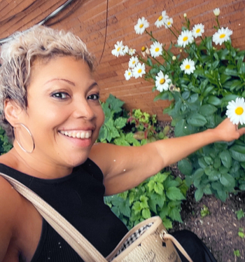Lisa Ward underwent successful treatment for breast cancer at MedStar Health.