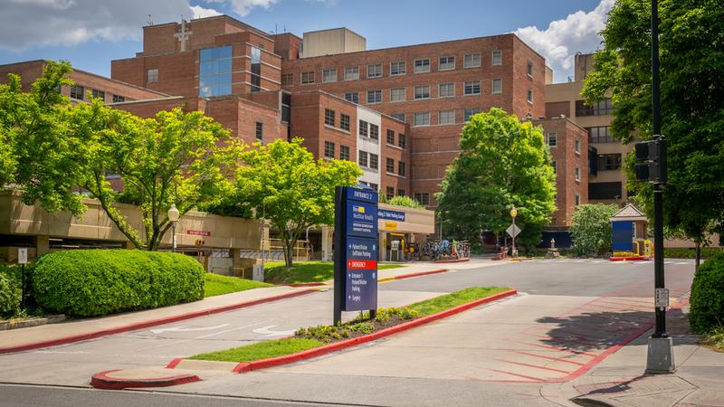 Entrance 2 at Medstar Georgetown University Hospital.