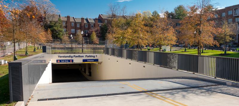 Parking for the Verstandig Pavillion at MedStar Georgetown University Hospital is located in the underground garage.