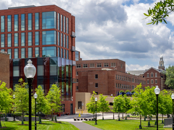 Exterior photo of MedStar Georgetown University Hospital