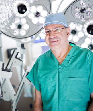Portrait of Dr. Jeffrey Ferris in an operating room at MedStar Franklin Square Medical Center.
